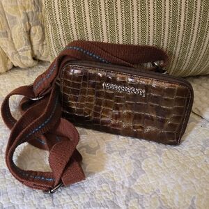 Brighton Brown Leather Crossbody Wallet